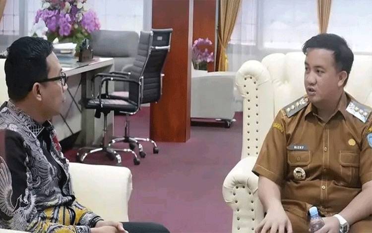 Bupati Lamandau Bahas UCJ dan Launching QR Code Cek Data Pekerja Rentan dengan BPJS Ketenagakerjaan