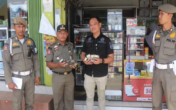 Operasi Gabungan Bea Cukai dan Satpol PP Seruyan Sita Ribuan Batang Rokok Ilegal