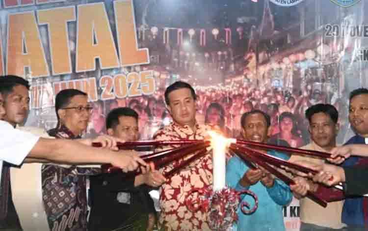 Bupati Lamandau Ajak Masyarakat Rajut Persaudaraan dari Keluarga dalam Parade Natal 2025
