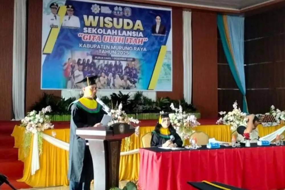 Enam Bulan Belajar, Puluhan Lanjut Usai di Murung Raya Akhiri Program Sekolah Lansia