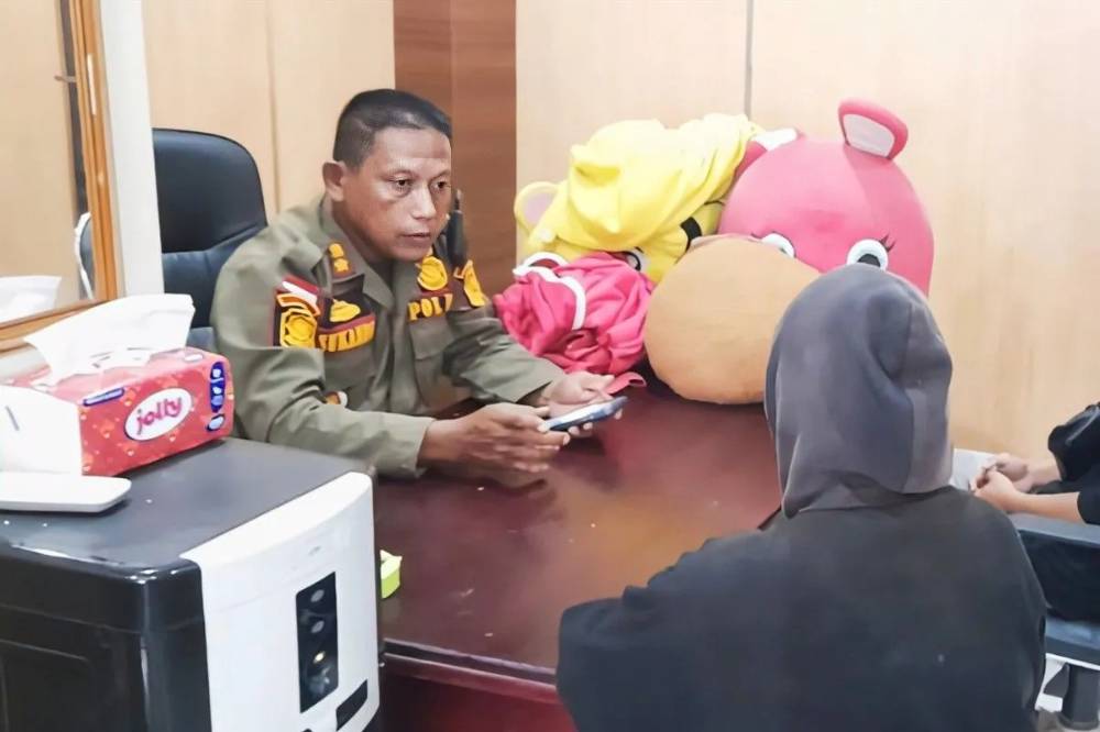 Keluhan Warga Meningkat, Satpol PP Murung Raya Tertibkan Pengemis Berkostum Badut