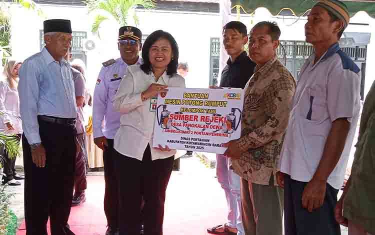 TABBE Award 2025: Penghargaan dan Bantuan Alsintan Perkuat Produktivitas Petani Kobar