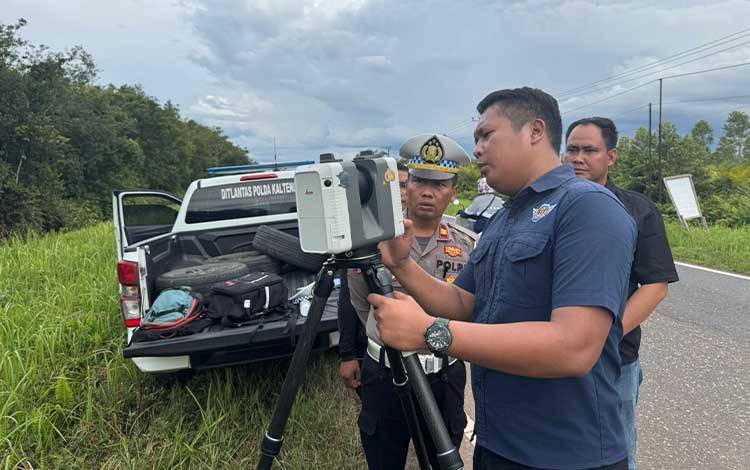 Polres Katingan Tangani Kecelakaan Melibatkan Mobil Wakil Ketua DPRD Lamandau Vs Polisi