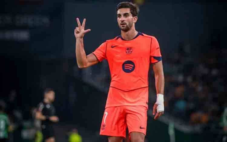 Flick Puji Ferran Torres yang Buat Hattrick ke Gawang Betis