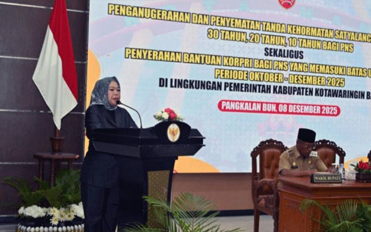 Bupati Kobar Tekankan ASN Penerima Satyalancana Jaga Kehormatan Tanda Jasa