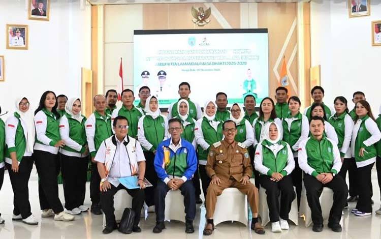 Wakil Bupati Lamandau Mengukuhkan Pengurus KORMI 20252029, Tekankan Bukan Hanya Seremonial
