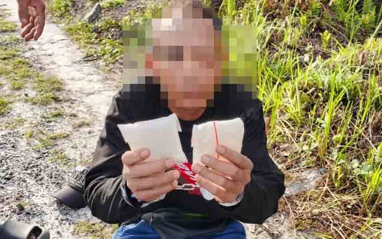 Kurir Sabu 201 Gram Ditangkap di Jalan Lintas Palangka Raya - Buntok