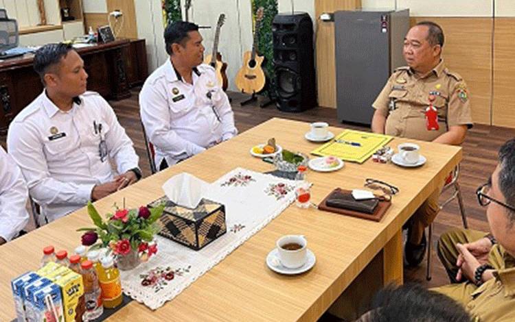 DLH Kalteng Terima Audiensi Rutan Kelas II A Palangka Raya, Bahas Kerja Sama Pembinaan Lingkungan