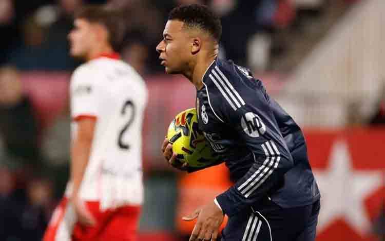 Masih Cidera, Kylian Mbappe Belum Pasti Tampil Lawan Alaves