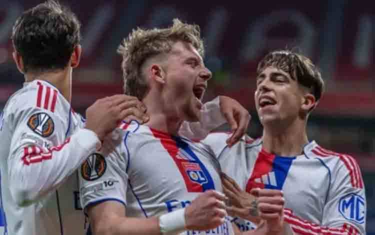 Lyon Mantap di Puncak Setelah Menang atas Go Ahead Eagles 2-1