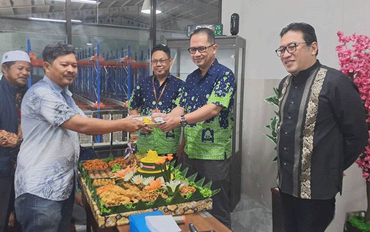 Moulding & Filling Plant PT CBU Tbk Capai Produksi Minyak Goreng Diatas 100 Ton Per-hari