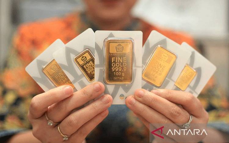 Empat Hari Beruntun Naik, Emas Antam Kini di Angka Rp2,462 Juta/Gram