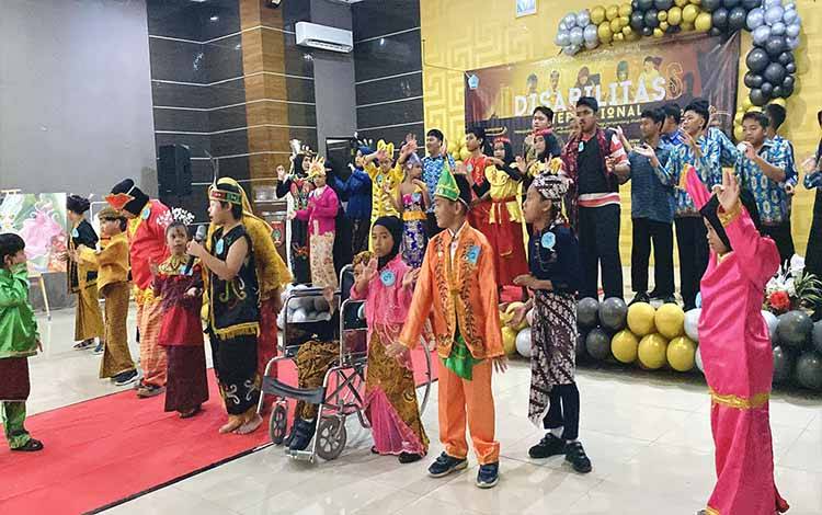 Hari Disabilitas Internasional di Kobar: Panggung Inklusif Anak Disabilitas dan Dorongan Nyata Pendidikan Inklusif