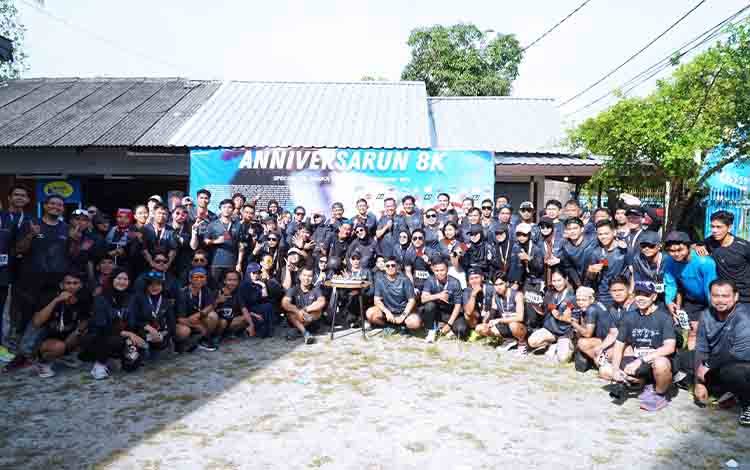 OJK Kalteng Gencarkan Edukasi Keuangan Lewat Anniversarun Palangka Runners 2025