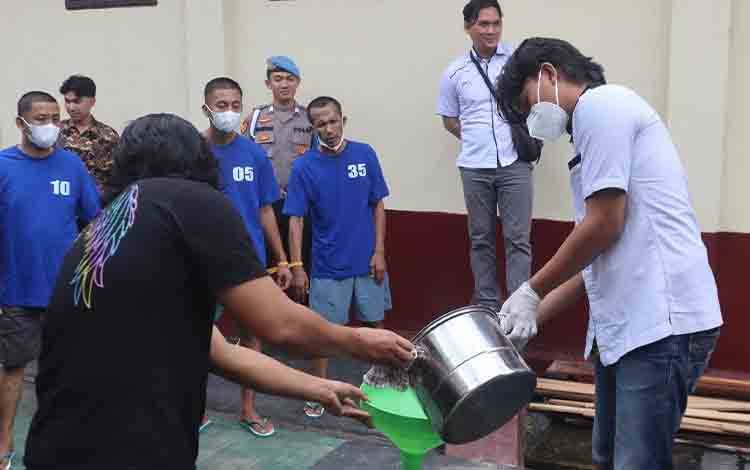 Polres Lamandau Musnahkan 1,1 Kg Sabu