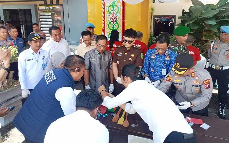 Polres Kotim Musnahkan Setengah Kg Narkoba