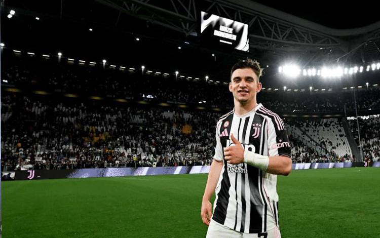 Juventus Menangi Duel Panas dengan Tundukkan Tamunya Roma 2-1