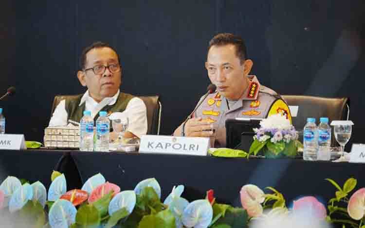 Kapolri Tekankan Jajaran Waspadai Potensi Bencana saat Nataru
