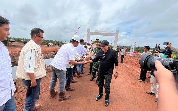 H. Abdul Rasyid AS Sebut Tanam Jagung Tumpang Sari di Kebun Sawit Dikembangkan ke Skala Bisnis