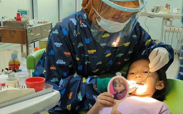 Tiga Masalah Gigi yang Sering Dialami Oleh Keluarga di Indonesia