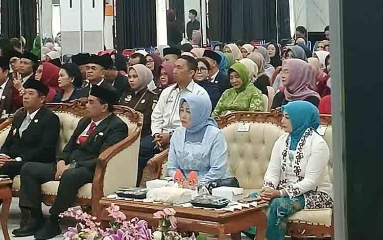 Bupati Barito Utara Sebut Public Speaking Penting Tingkatkan Peran Perempuan dalam Pembangunan