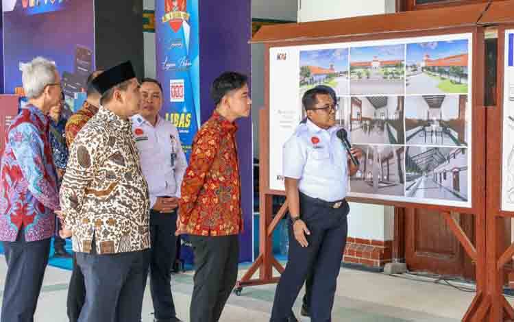 Wapres Tinjau Stasiun Tawang Cek Kelancaran Arus Penumpang Nataru