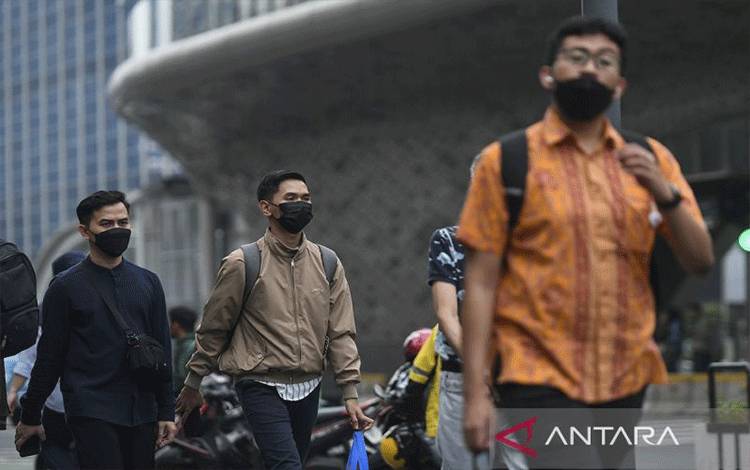 Pakai Masker Bila Kondisi Tubuh Kurang Fit Selama Liburan