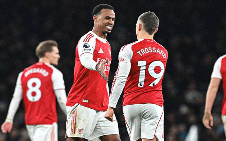Arsenal Berpesta Empat Gol Tanpa Balas ke Gawang Wigan Athletic