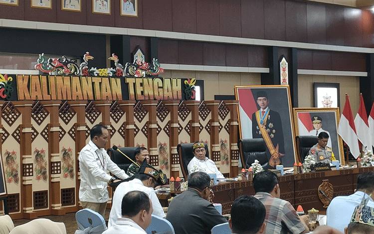 Capaian Kinerja Pemprov Kalteng 2025, 422 Sekolah Terdigitalisasi, Ribuan Warga Dapatkan Layanan Kesehatan Gratis