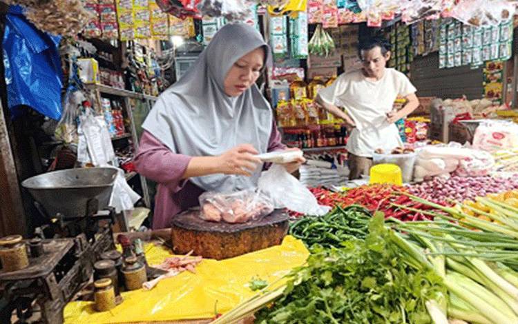 Anggota DPRD Palangka Raya Larang Pedagang Naik Harga Sesuka Hati