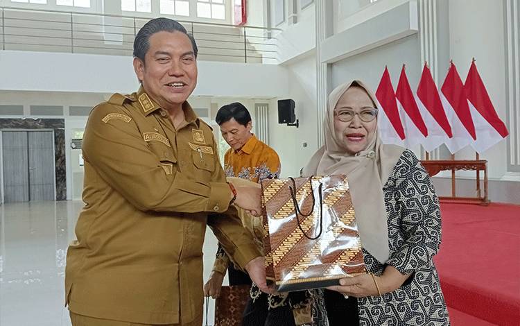 Pemkab Pulang Pisau Gelar Pelepasan Purna Tugas Pejabat Eselon II