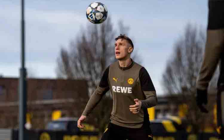 Borussia Dortmund Akan Perpanjang Kontrak Schlotterbeck