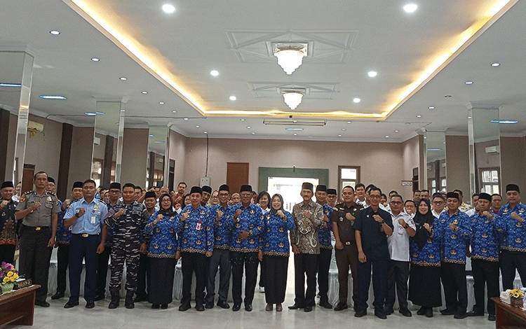 Pemkab Kobar Lantik Sejumlah Pimpinan Tinggi Pratama untuk Tingkatkan Pelayanan dan Pembangunan