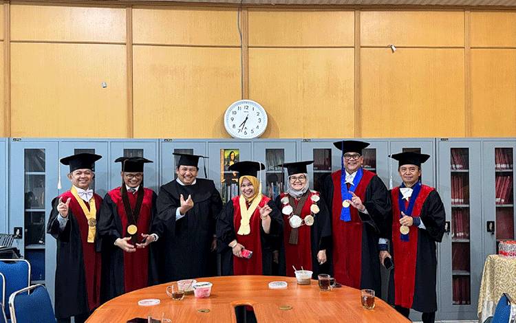 Prof Rahmawaty Sambut Doktor Baru SPS USU dengan Pesan Integritas