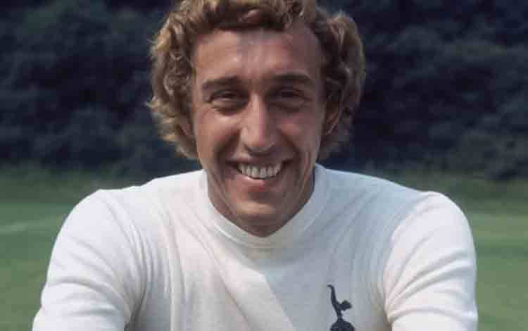 Legenda Tottenham Martin Chivers Meninggal Dunia pada Usia 80 Tahun