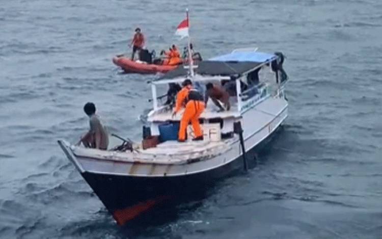 Tiga Nelayan Ditemukan Selamat Usai Hilang Lima Hari
