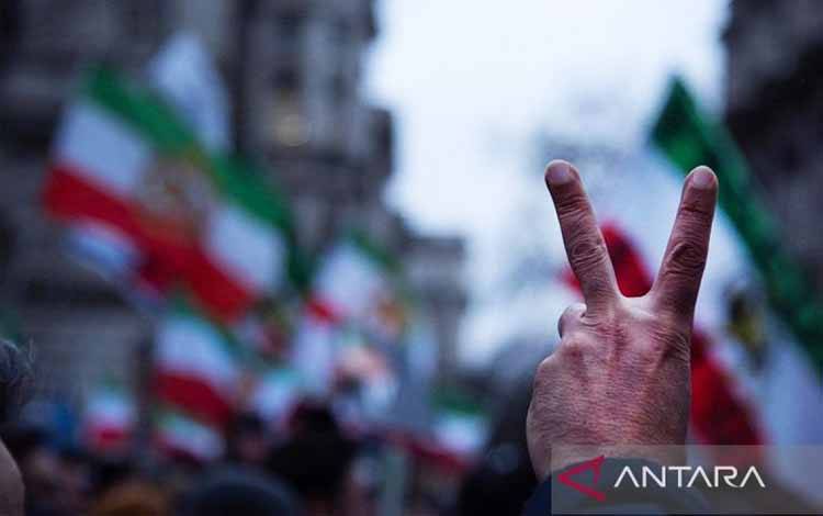 Polisi Iran Tangkap Lebih dari 200 Perusuh di Berbagai Wilayah