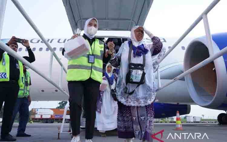 Kemenhaj: 33,2 Persen Petugas Haji Perempuan, Demi Kenyamanan Jamaah
