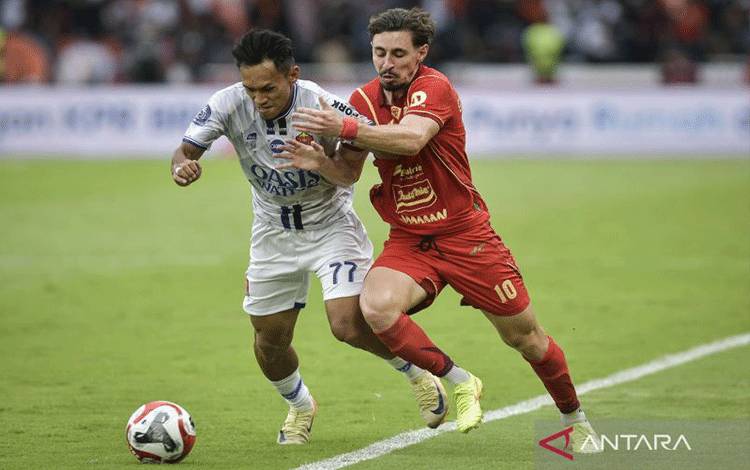 Gustavo Franca Pisah dengan Persija