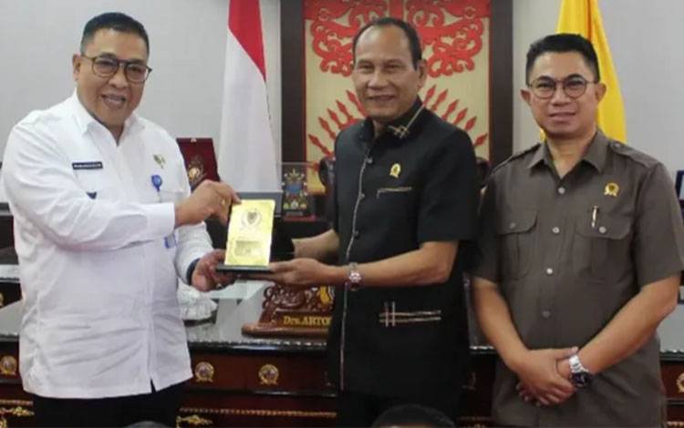 DPRD Kalteng Terima Kunjungan BNNP Kalteng, Bahas Penguatan Kerja Sama Anti Narkoba