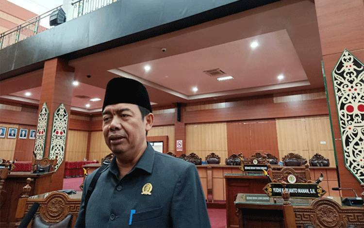 Tanaman Ilung dan Teratai Bisa Jadi Ikon Kerajinan Tangan Asli Palangka Raya