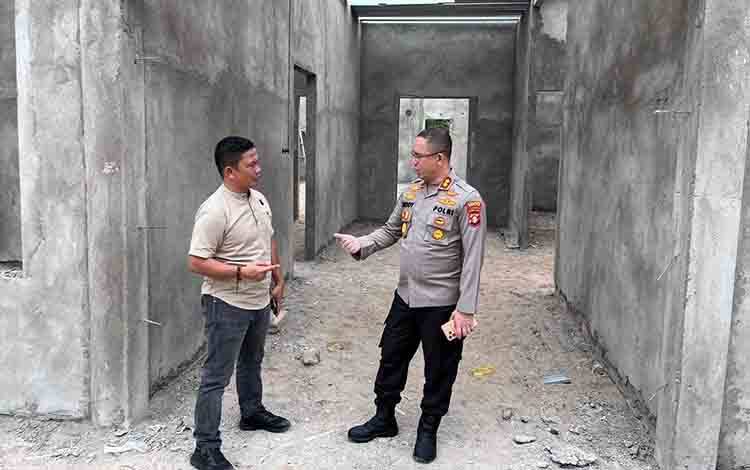 Kapolres Seruyan Tinjau Progres Pembangunan Dapur SPPG di Pematang Buluh