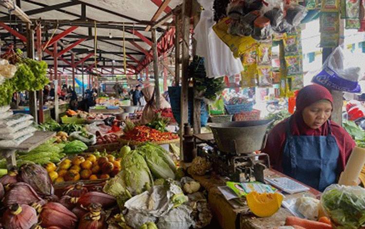 Harga Sayuran di Pasar Saik Kuala Pembuang Masih Stabil, Cabai Justru Turun