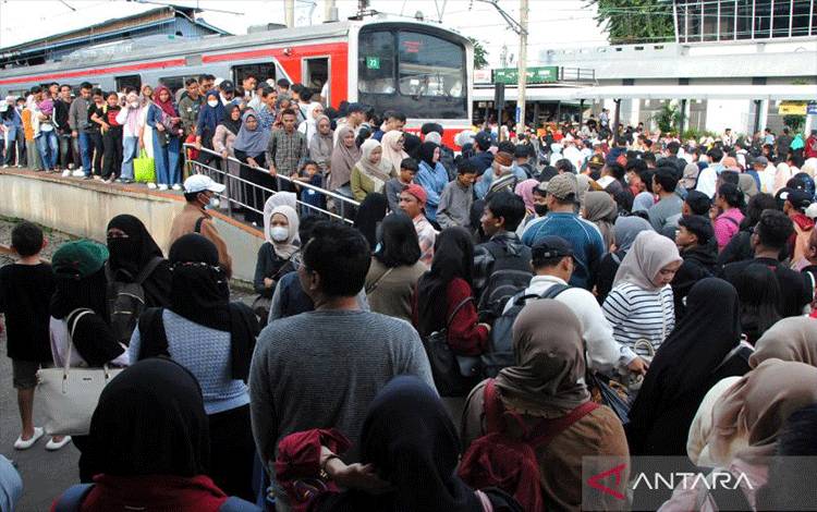 Menjawab Resah si Kelas Menengah
