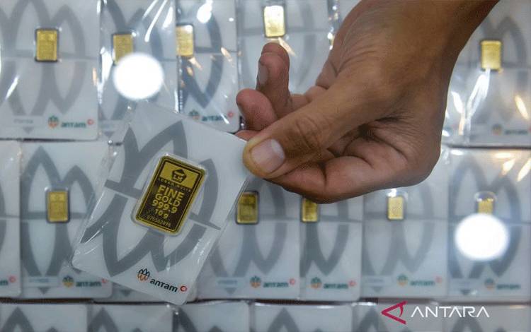 Emas Antam pada Jumat ini Turun Rp48.000 Menjadi Rp3,12 Juta/Gram