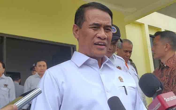 Mentan Pastikan Stok Beras Aman, Dorong Produksi Telur dan Ayam