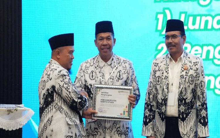 Bunda PAUD Barito Utara Bangga Tiga Prestasi PGRI Berhasil Diraih