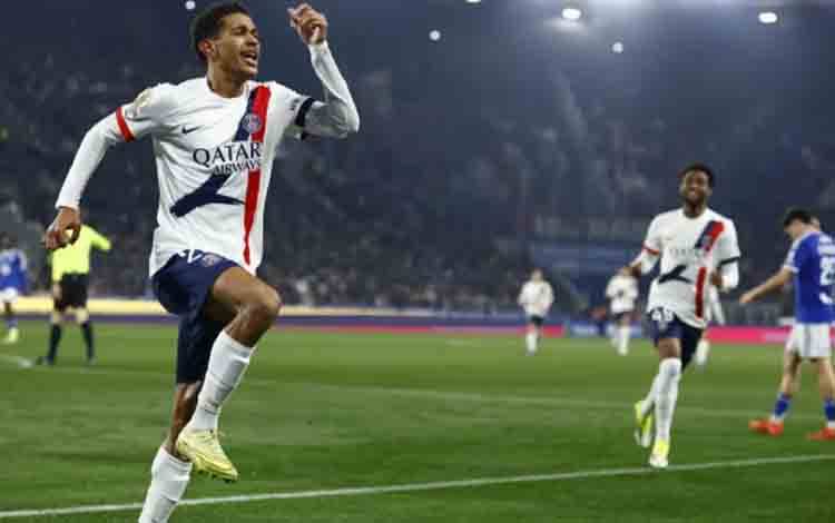 PSG Kembali ke Puncak Klasemen setelah Kalahkan Strasbourg 2-1