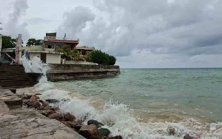 BMKG Imbau Waspada Gelombang 2,5 Meter di Laut NTT pada 5-8 Februari