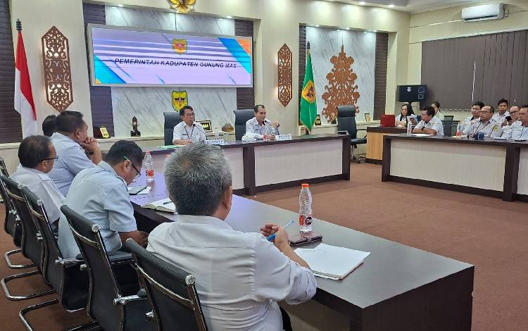 Pemkab Gunung Mas akan Laksanakan Penataan PKL di Taman Kota Kuala Kurun